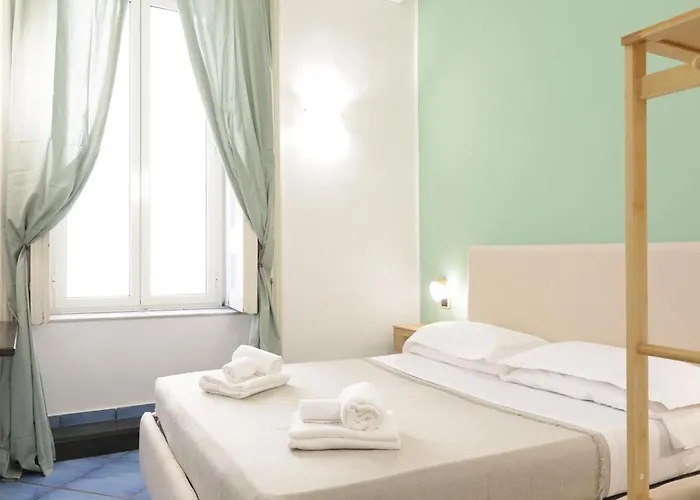 Waterfront Riviera 3* Naples