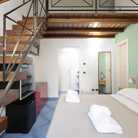 招待所 Waterfront Riviera 那不勒斯