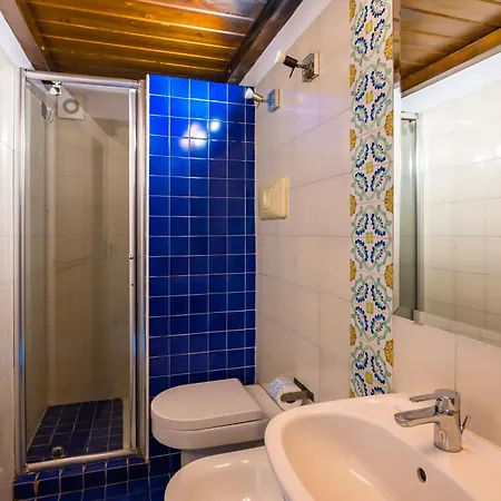 Waterfront Riviera 3*